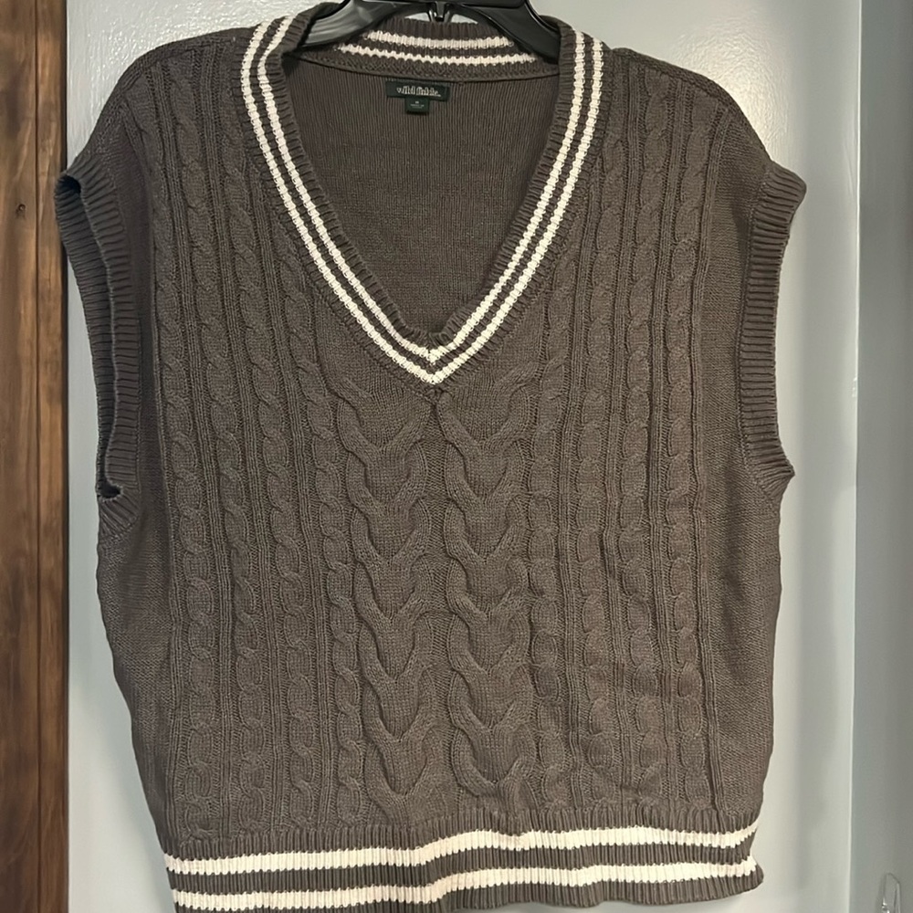 Sweater Vest